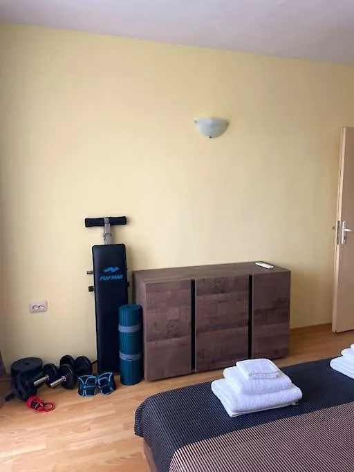 Lovita Suite With A Garage Varna