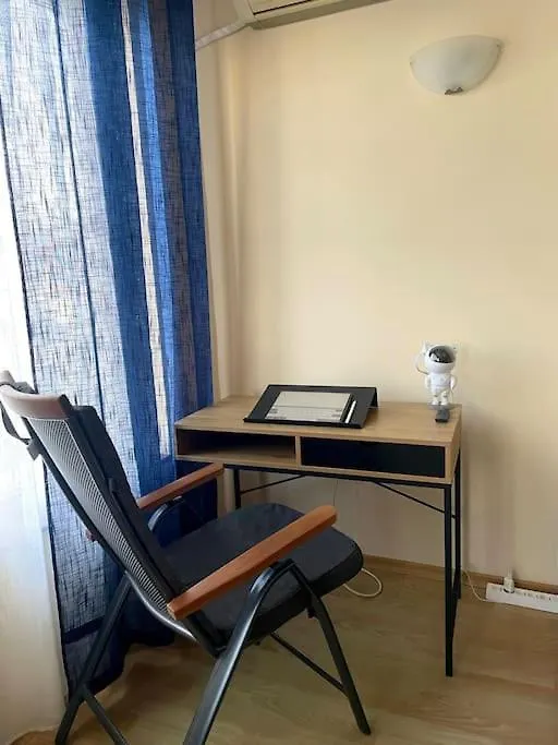 Lovita Suite With A Garage Varna